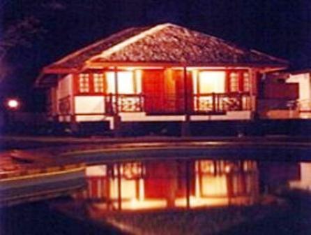 Duta Sands Beach Resort Kuantan Kültér fotó