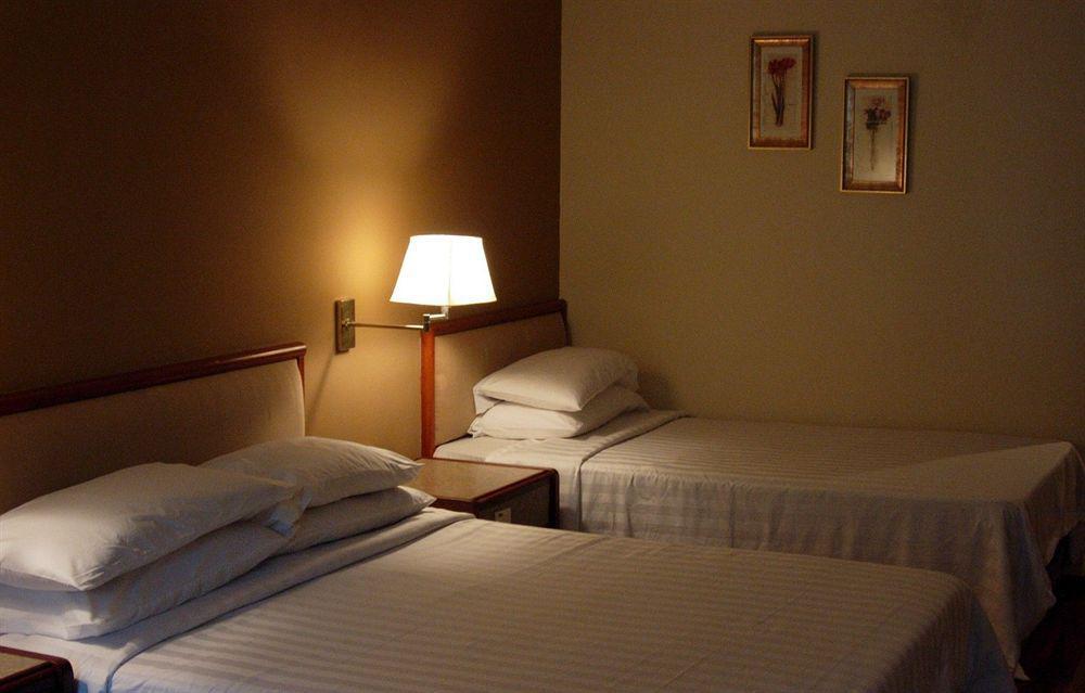 Duta Sands Beach Resort Kuantan Szoba fotó